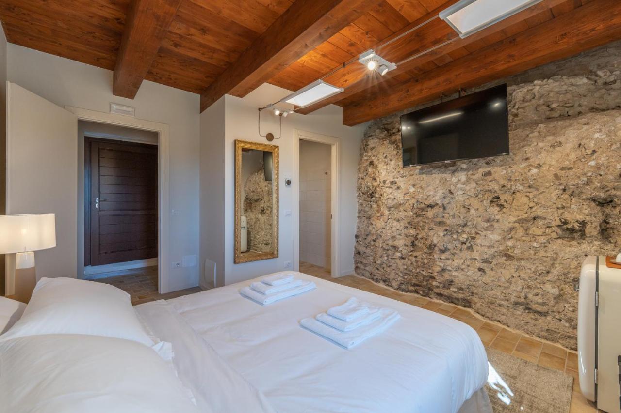 Porta Gemina History Lodge Urbisaglia Kültér fotó